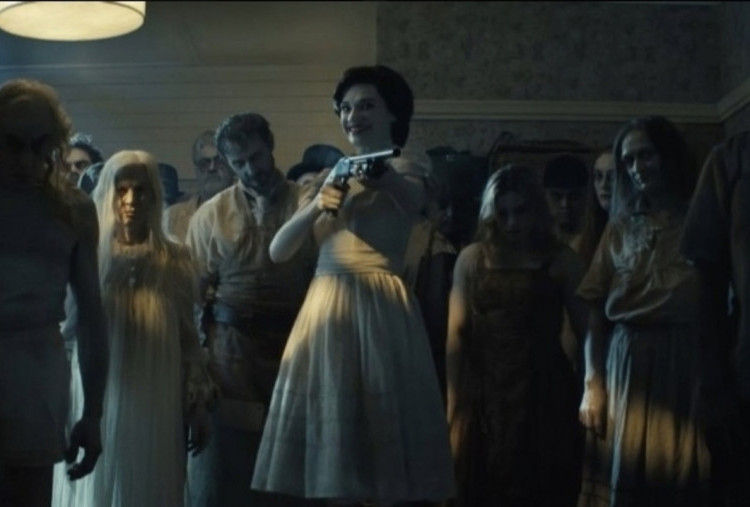 Elise Rainier is Back! 5 fakta menarik Insidious: Out of the Further yang Bikin Merinding