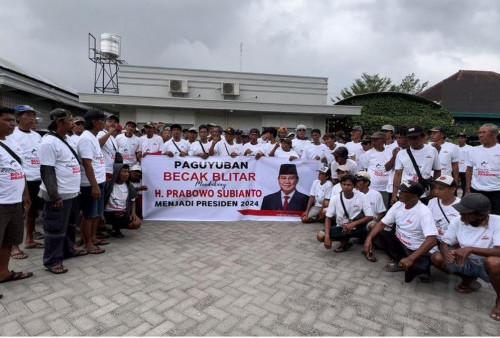Tukang Becak di Blitar Deklarasikan Dukung Prabowo, Berharap Rakyat Kecil Lebih Diperhatikan