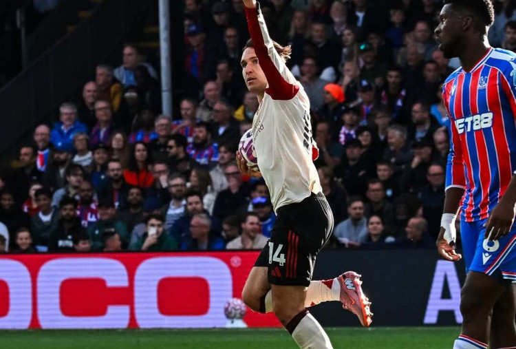 Dikaitkan Kembali ke Juventus, Federico Chiesa Pilih Bertahan di Liverpool