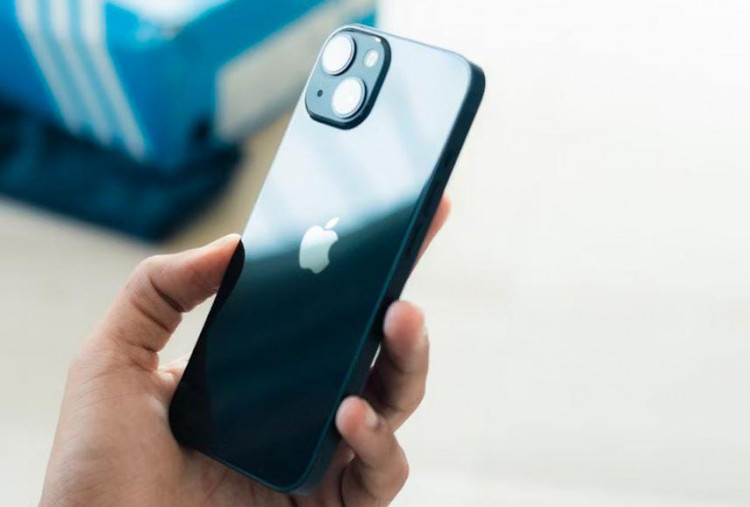 Alasan iPhone 13 masih Relevan pada 2025