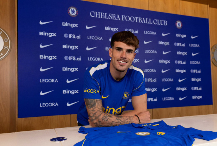 Resmi! Chelsea Amankan Bek Kiri Spanyol Pep Chavarria Senilai Rp390 Miliar
