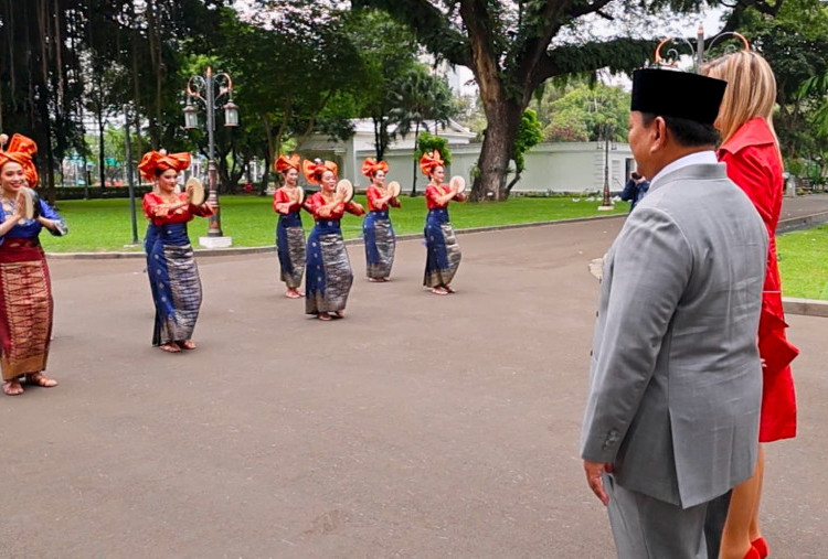 Momen Hangat Penyambutan Ratu Máxima: Tari Indang Jadi Suguhan Pertama Prabowo