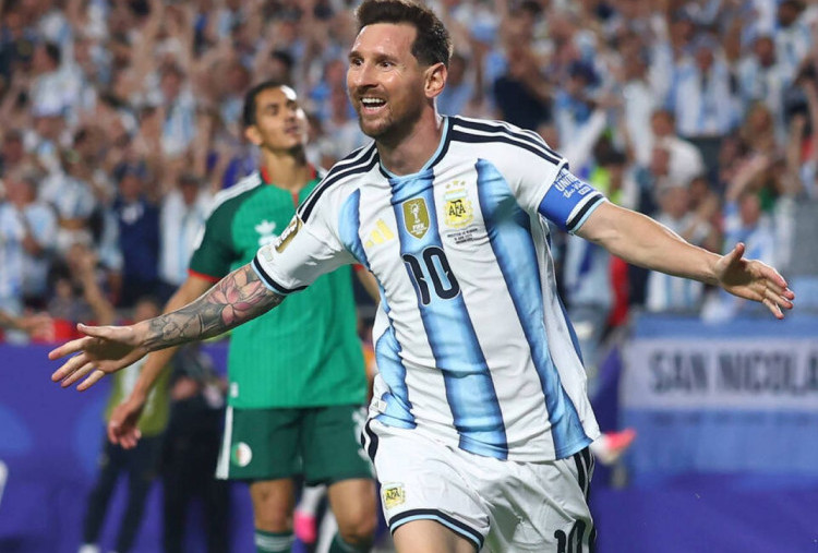 Argentina vs Aljazair 3-0, Hattrick Lionel Messi Antar Albiceleste Kuasai Grup J