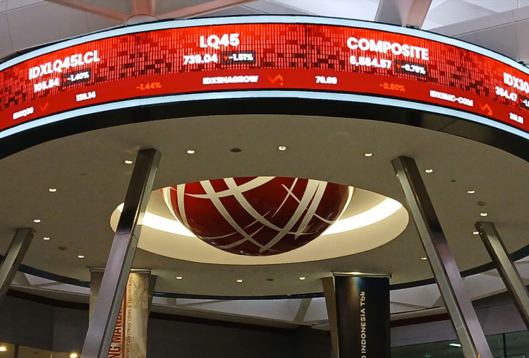 Ambruk Tajam, IHSG Merosot 0,13 Persen di Awal Pekan   