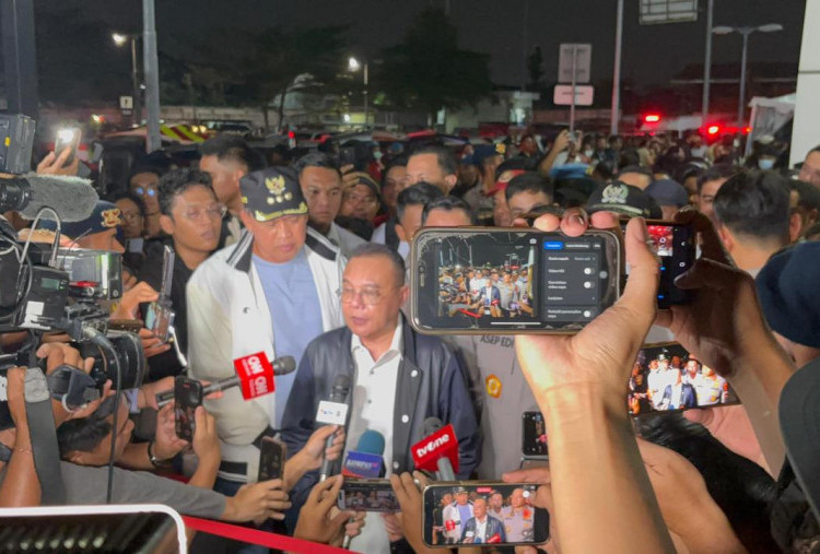 Sufmi Dasco Soroti Evakuasi Korban Tabrakan KA Argo Bromo-KRL di Stasiun Bekasi Timur: Banyak Korban Terjepit