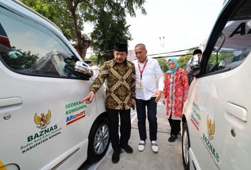 Dari Sedekah Konsumen Alfamart, Rumah Sehat Baznas Terima Bantuan 8 Mobil Ambulans