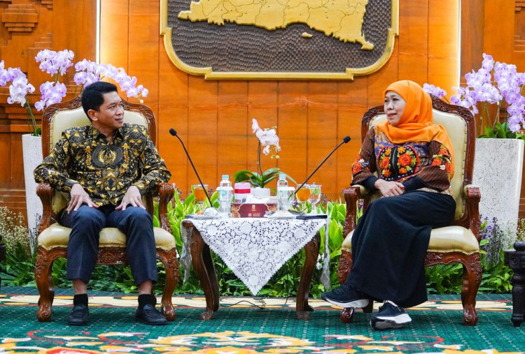 Khofifah Siapkan Asrama untuk Mahasiswa ITS Jalur KIP Kuliah asal Jawa Timur