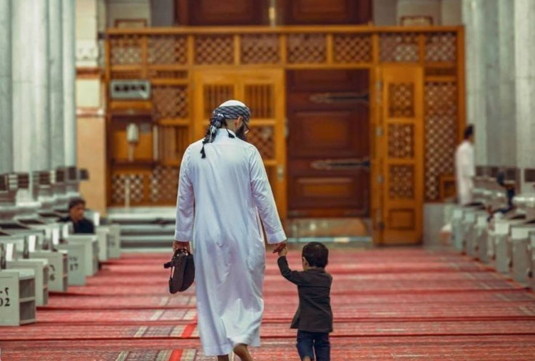 Tip Agar Anak Semangat Ikut Salat Tarawih Ramadan 2026