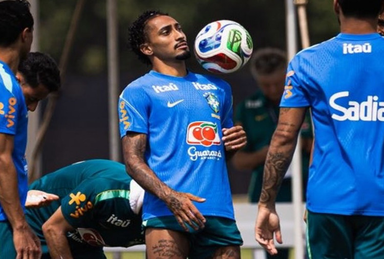 Raphinha Menepi Akibat Cedera Otot, Brasil Siapkan Opsi Baru di Lini Serang