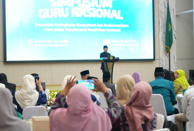 Info Pencairan TPG: Kemenag Siapkan Rp11,59 Triliun untuk Tuntaskan Sertifikasi 467.353 Guru S1