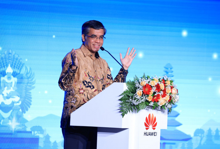 Sukses Kembangkan Talenta Digital di Indonesia, Menaker Yassierli Berikan Apresiasi pada Huawei