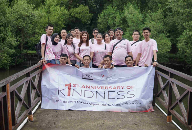 NEO+ Airport Jakarta Rayakan Ulang Tahun Pertama Bertema 1st Anniversary of Kindness