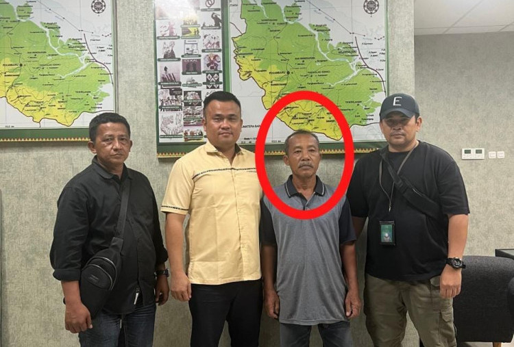 Tim SIRI Kejagung Amankan DPO Nursahir Perkara Korupsi di Riau