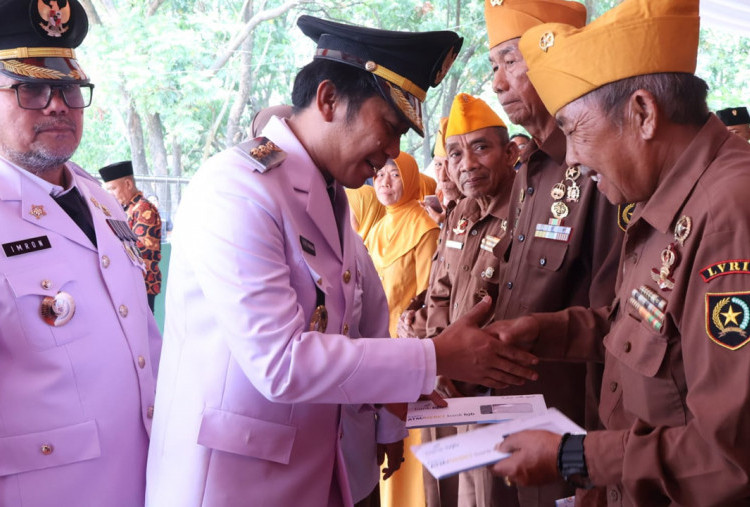 Pemkab Cirebon Peringati HUT ke-81 RI, Bupati Imron Ajak Perkuat Pembangunan