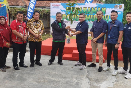 Yamaha Konsisten Menjaga Kelestarian Lingkungan, Tanam Ratusan Pohon Mundu di Semarang