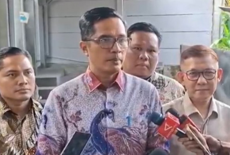 Kuasa Hukum Sebut Penetapan Tersangka TPPU Eks Jampidsus Masih Abu-abu