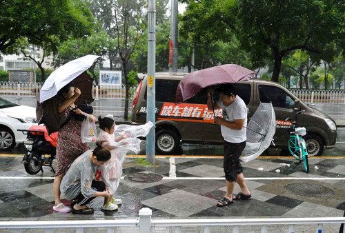 Waspada Banjir, Ribuan Warga Beijing Mengungsi