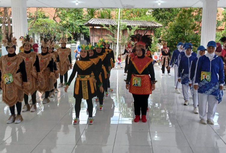RW dan LPMK Kelurahan Medokan Ayu Meriahkan HUT Kota Surabaya ke-732