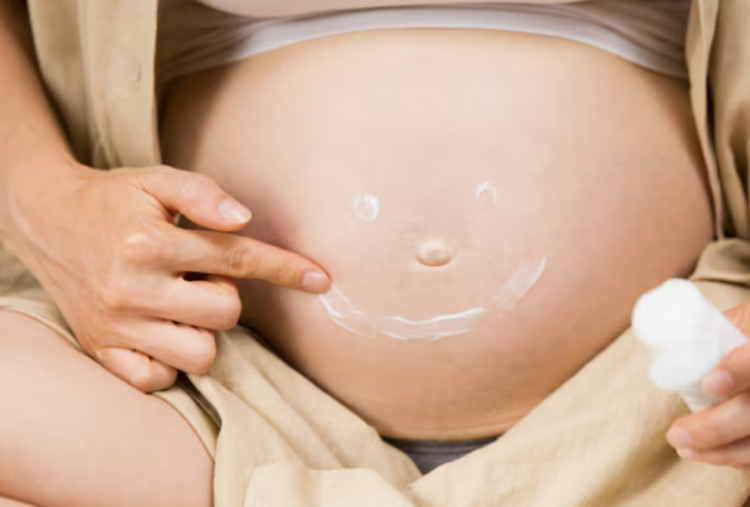 5 Skincare yang Aman untuk Ibu Hamil dan Menyusui, Tetap Glowing Tanpa Khawatir 