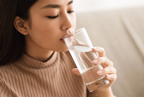 Air Putih Bisa Membunuh: Jangan Biasakan Minum Berlebihan dalam Sekejap