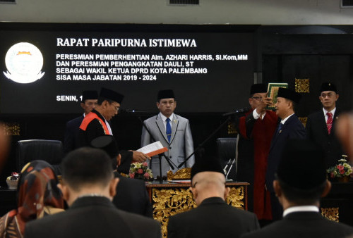  Dauli ST Resmi Dilantik jadi Wakil Ketua DPRD Palembang Periode 2019-2024