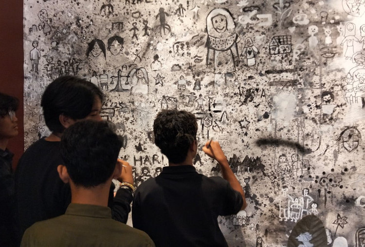 Pameran Tunggal Keempat Anang Prasetyo Tak Sengguh Kemanten Anyar, Sajikan Ruang Kontemplatif Petani Jiwa