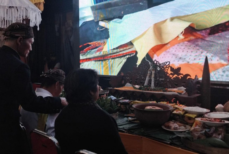 Pusaka Suku Tengger di Leiden Jalankan Peran Virtual dalam Yadnya Karo 2026: Jimat Klontong Jaga Kesakralan