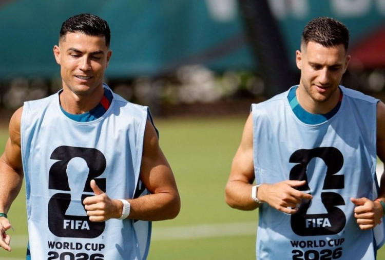 Giliran Diogo Dalot Bela Cristiano Ronaldo, Yakin Sang Kapten Bungkam Kritik