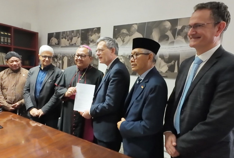 Bahasa Indonesia Resmi Dipakai di Vatikan, Jadi Tonggak Sejarah Baru!