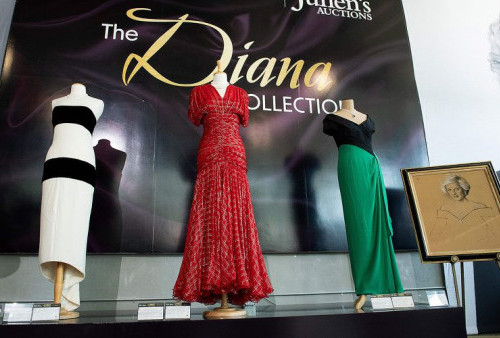 Tiga Gaun Putri Diana Terjual dalam Lelang Julien's Auctions Seharga Jutaan Dollar, Siapa Penjualnya?