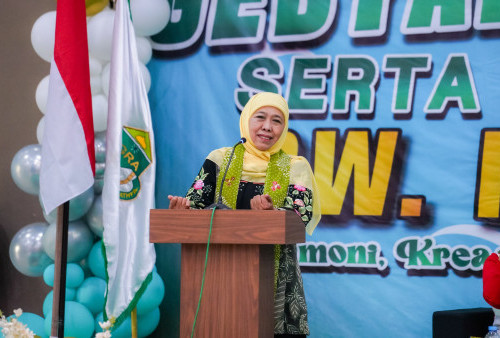 Khofifah Ajak Guru RA Jaga Tradisi Menulis Generasi Alfa di Era AI