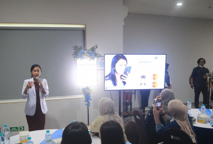 RS Mata Undaan Surabaya Perkenalkan Teknologi Lasik PresBYOND Saat Hari Jadi P4MU
