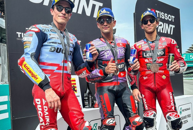 Pecco Bagnaia Out, Jorge Martin Menangi Sprint Race MotoGP Malaysia 2024: Butuh 9 Poin Kunci Gelar Juara Dunia