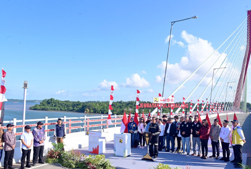 Presiden Jokowi Meresmikan Jembatan Pulau Balang, Menghabiskan Anggaran Rp1.43 Triliun 