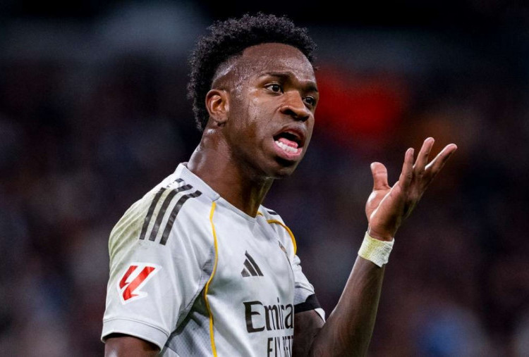 Miranda Sebut Vinicius Jr Masih Jauh dari Level Messi dan Neymar, Ternyata Ini Kekurangannya!