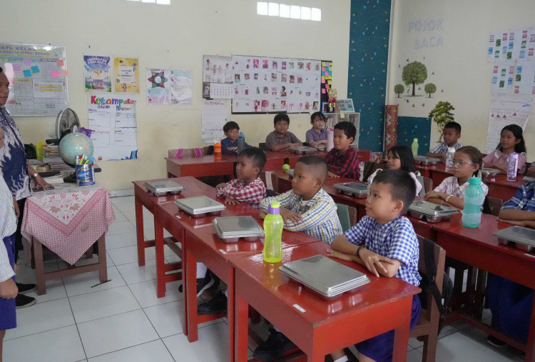 Waka BGN: Libatkan Peternak dan Petani Kecil, UMKM, serta Koperasi Sebagai Pemasok Bahan Pangan MBG