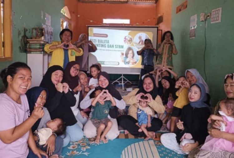Cegah Stunting di Kampung Lio, UI Tekankan Pentingnya Gizi dan Sanitasi