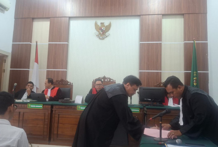 Terdakwa Perusakan Kantor Savy Amira Dituntut 1 Tahun 2 Bulan