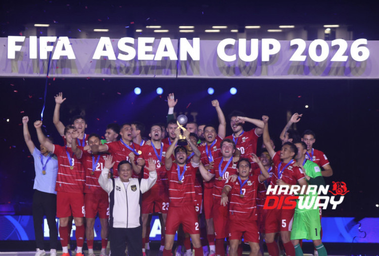 35 Tahun Menanti, Indonesia Angkat Trofi FIFA ASEAN Cup
