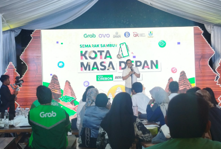 Kota Masa Depan #BeraniDigital Hadir di Cirebon, Ratusan UMKM Dibekali Jurus Naik Kelas