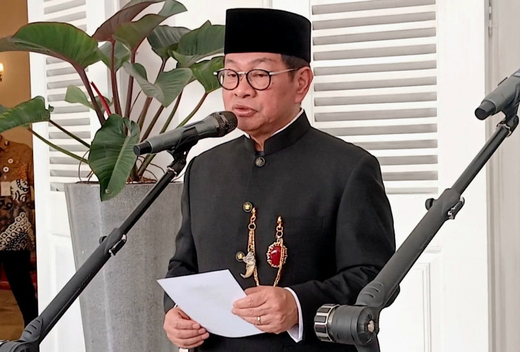 Pramono Targetkan 6.652 Ijazah yang Ditahan Sekolah Ditebus Tahun Ini