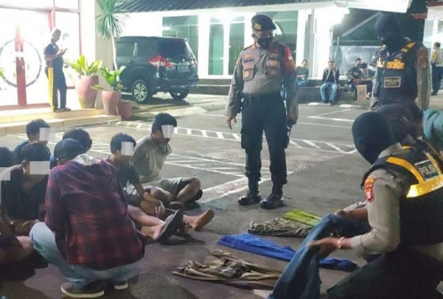 Pakai Sarung Berbatu, Puluhan Remaja di Tangerang Diamankan