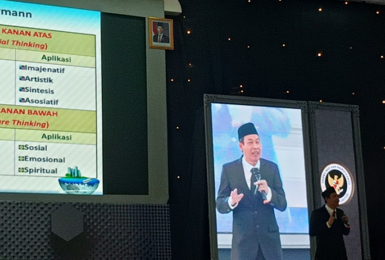 Menakar Profesionalisme Petugas Haji 2026, Guru Besar UIN: Melayani Jemaah Bukan Sekadar Formalitas