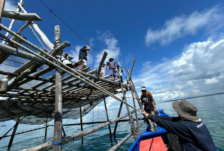 Perjumpaan Ilmu Pengetahuan dan Pengalaman Lapangan di Pulau Sebatik Indonesia-Malaysia