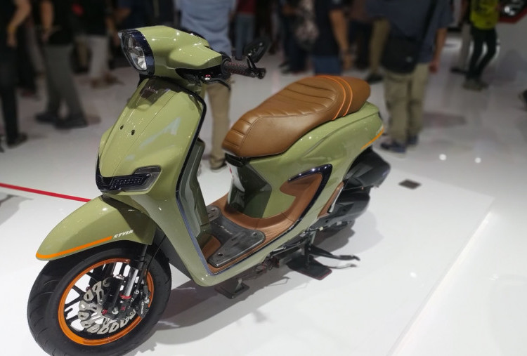 Intip Modifikasi Honda Stylo 160 Ala Street Racer di IMOS 2024, Gahar Banget!