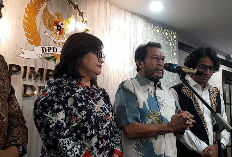 Bukan Lagi di Hutan, Yoris Raweyai Sebut Kekerasan Papua Kini Mulai Masuk Kota