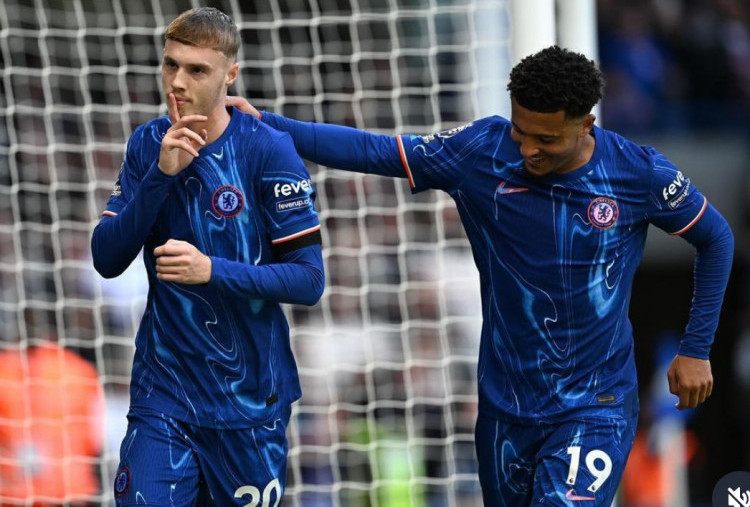 Jadon Sancho Ancam Akhiri Karier Mykhailo Mudryk di Chelsea