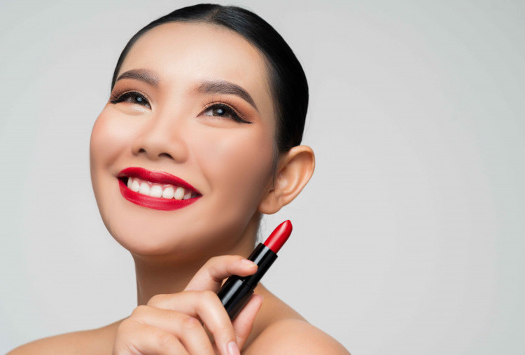 Rahasia Psikologi di Balik Warna Lipstik dan Kepribadian Seseorang