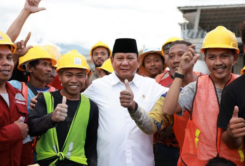 Prabowo Subianto Ingatkan Buruh Agar Tak Banyak Tuntut Gaji Naik, Ini Alasannya