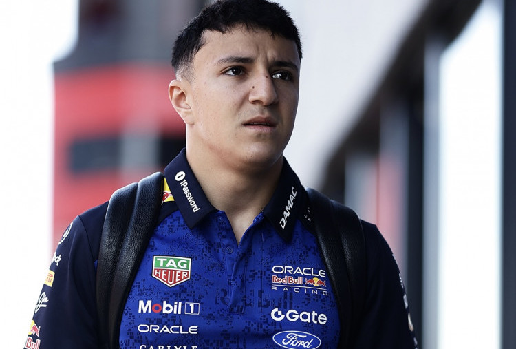 Isack Hadjar Akui Alami Culture Shock Usai Promosi ke Red Bull Racing